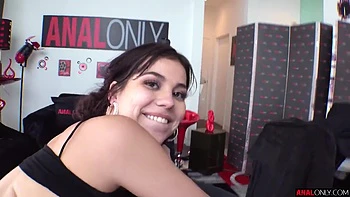 Lilith Grace fodida fundo no cuzão