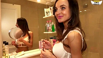 Group Fucks: Blowjobs, Doggy, Cowgirl & Pee Play