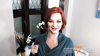 Zara DuRose fickt mit großem Schwanz und Blowjob