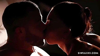 Peach Lollipop, grosse chatte et baise anale