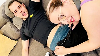 Liz Rainbow's Deep-Throat Latina Game Blowjob