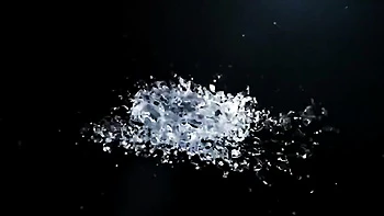 Люсия Денвиль пьет и писает в киску в лесбийском экстриме