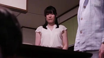 Esposa suja cuckold trai e é fodida