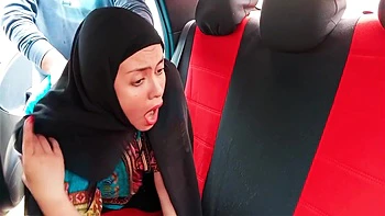 Indian Stepmom In Hijab Fucked In Car