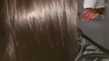 Novinha aproveitando a gloryhole da casa de Swing Inner club