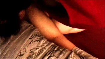 Morena se chupa la polla en after-party POV