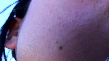 Mira Luv en hardcore anal et blowjob POV