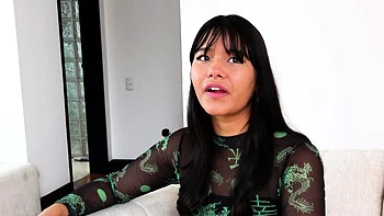 Grosse chatte de teen latina baisée brutalement