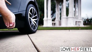 Adria Rae Sucks Vince's Toes - Foot Fetish Fun