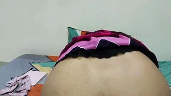 Étudiante indienne baisée par prof en jeu de rôle dési