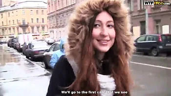 Ninfeta morena cavalga de conchinha coladinha