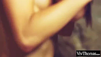 Nataly Von und Paula Shy lesbisches BDSM-Spiel