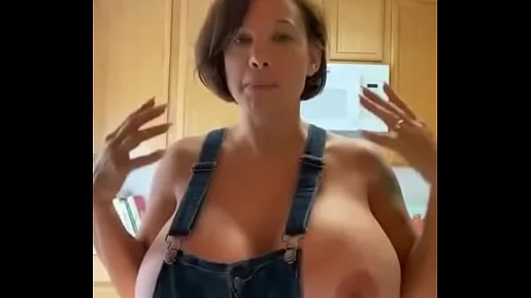 Housewife Big Tits
