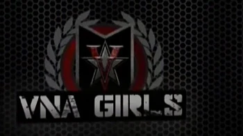 Похотливая брюнетка Джессика и Юлия с большими сиськами