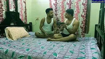 Indian beautiful hot threesome sex! Best Hindi group sex