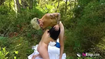 They barely know each other, but are already eating each other! A great BLIND DATE