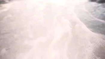 Makayla Cox fazendo boquete POV na banheira quente