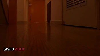 Akina Hara fickt dich mit heißem japanischem Bad-Blowjob