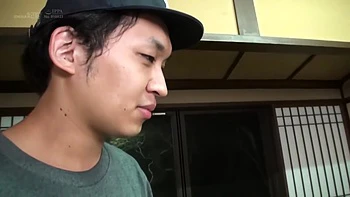 Hot Japanese employee swallows loads in game project