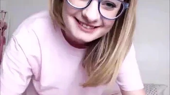 Hairy Pussy Babe Plays Hard with Sextoy Solo