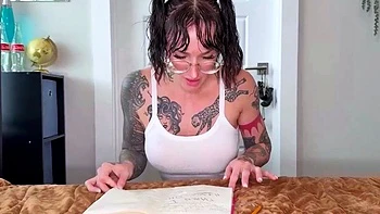 Morena peituda fodida com boquete e titfuck em POV