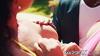 Texas MILF Fucked Outdoors with Big Cock