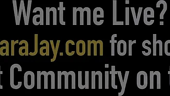 Las enormes tetas de Sara Jay folladas por un gran polla negra