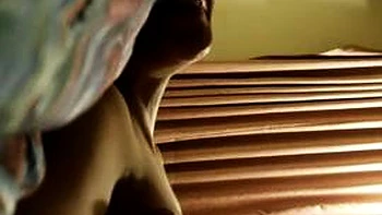 Азиатка стонет от минета и ласк pussy