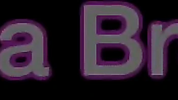 Busenwunder Maggie Green zeigt ihre riesigen Naturtitten