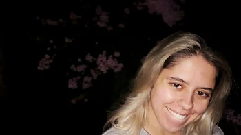 Foda em grupo selvagem com negras e parceiros ao ar livre