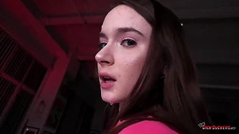 Hazel Moore morena leva porrada anal dura em POV