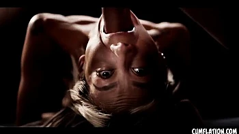 Emiri Momota se llena de leche con enorme polla blanca