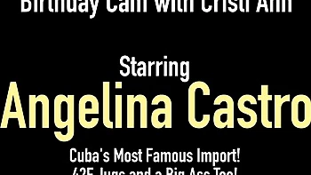 Angelina Castro und Cristi Ann mit riesigen Titten und Arsch beim Gangbang