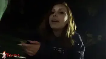 Falou que era só uma entrevista e me comeu no meio da rua