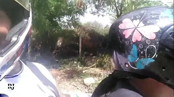 me dio una rica chupada en el monte
