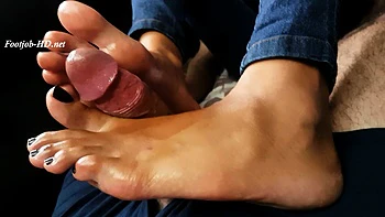 Big-Tit Camgirl Shows Lingerie and Foot Fetish