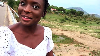 Amateur Black Babe Sucks Huge BBC