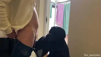 Publick Dick Flashing. I pull out my dick in front of a young pregnant muslim neighbor in niqab