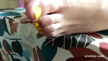 Ersties: Sexy Babe Anaca Shows Off Freya Her New Girlfriend