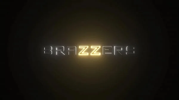 Suzy's Deep Massage - Suzy Marie / Brazzers / stream full from www.zzfull.com/makin